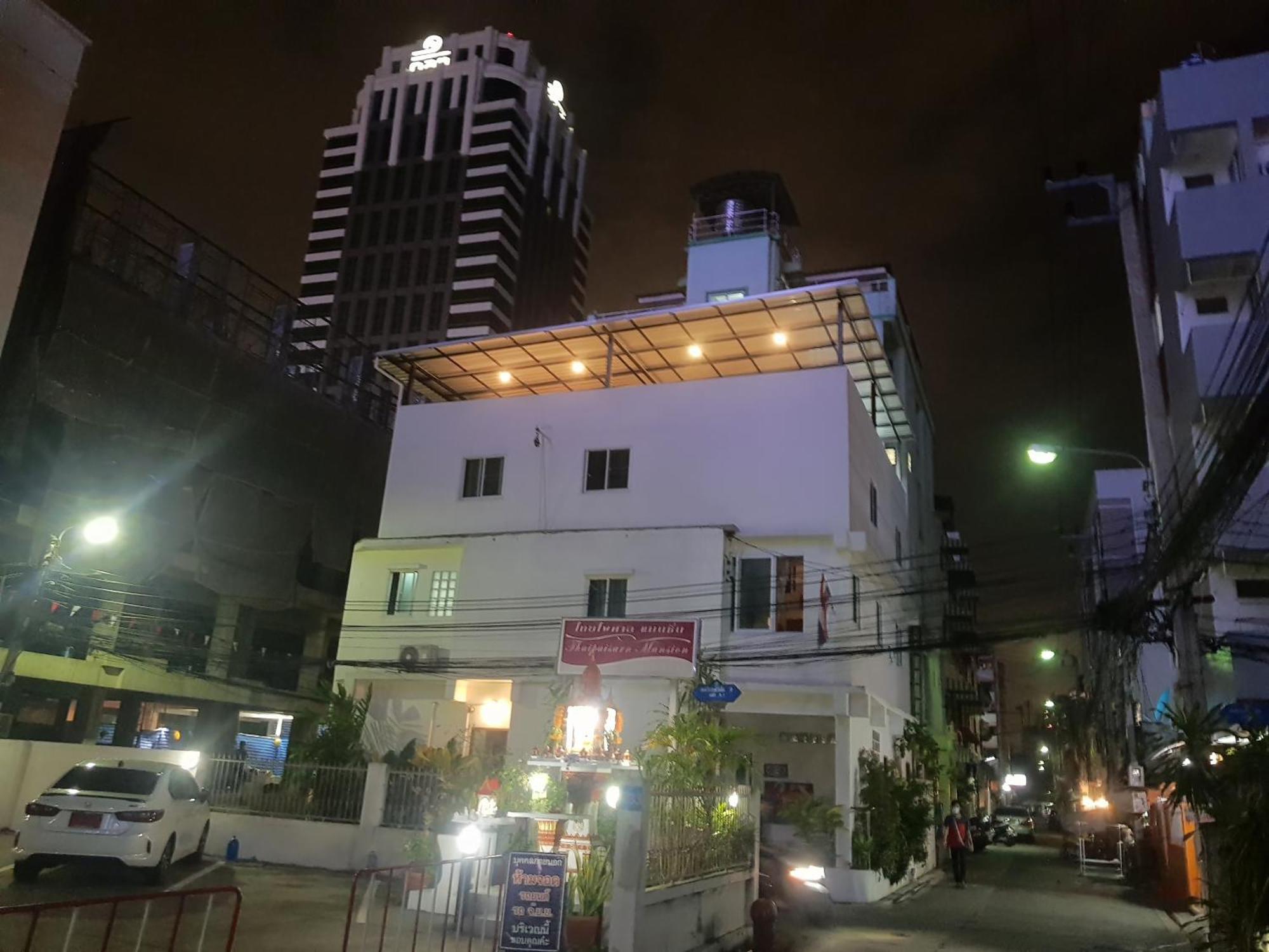 Hotel Btl Sunny Bangkok Esterno foto
